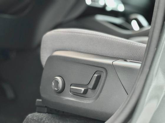 VOLVO EX40 P6 RECHARGE ELECTRIC PLUS VOLVO EX40 P6 RECHARGE ELECTRIC PLUS
